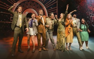 苹果公布2025年服务业务成绩单：多项数据刷新纪录