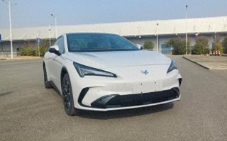 新款极狐阿尔法S5申报：新增增程版，外观细节调整