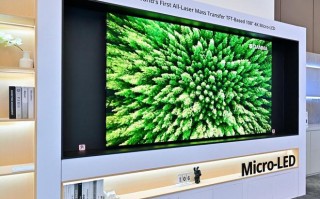 天马展出全球首款全激光巨量转移108英寸无缝拼接Micro LED屏